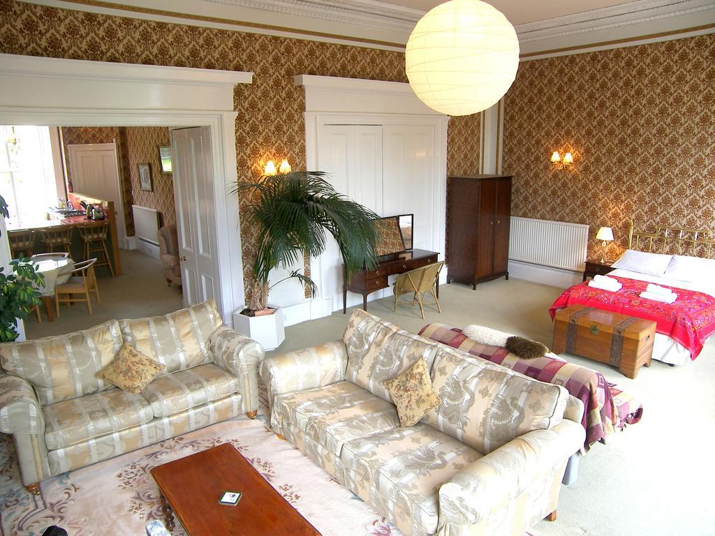 Regent Terrace, Central And Charming, Quiet Edinburgh Room photo