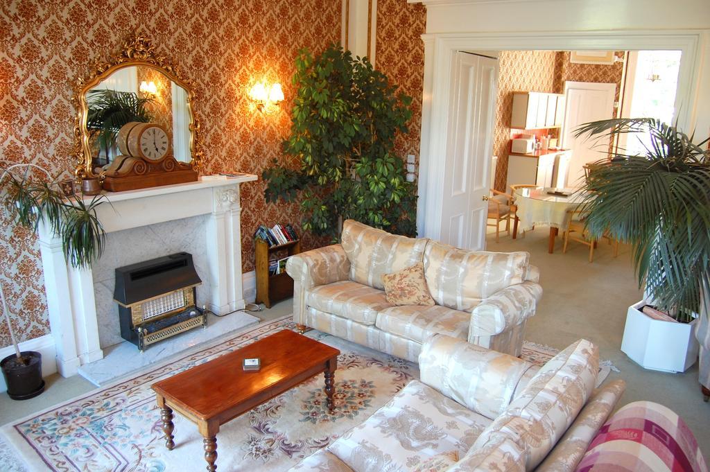 Regent Terrace, Central And Charming, Quiet Edinburgh Room photo